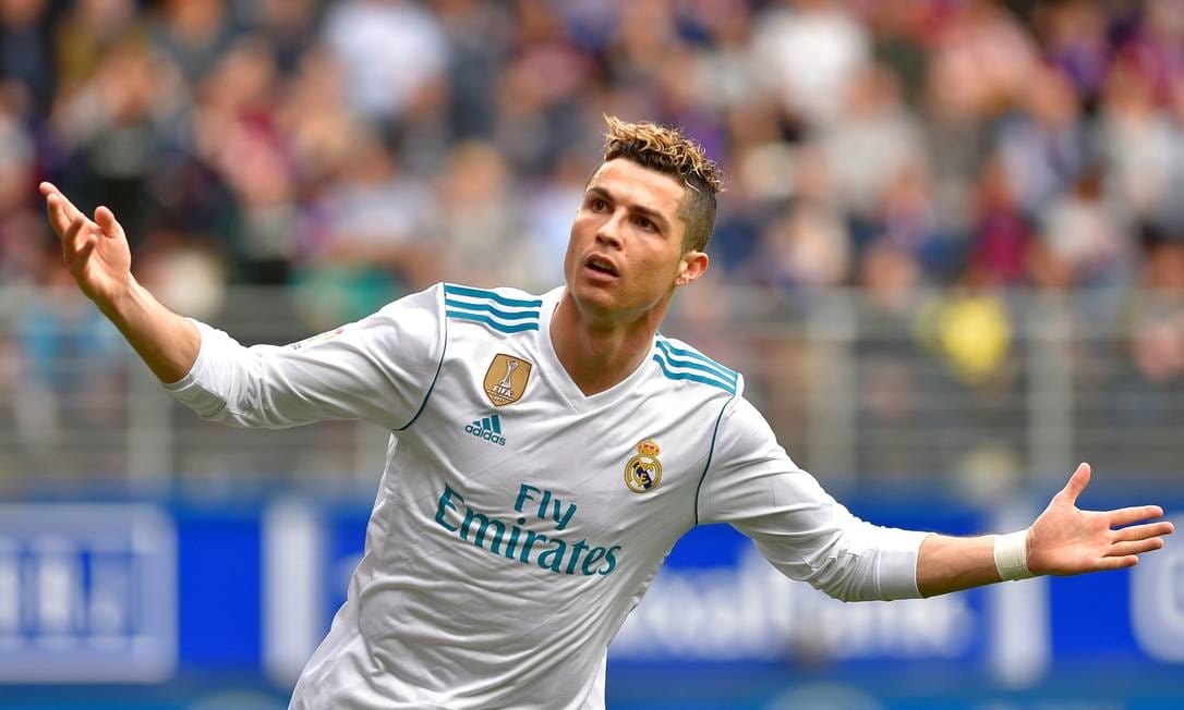 Top 10 Tiền Đạo hay nhất thế giới mọi thời đại