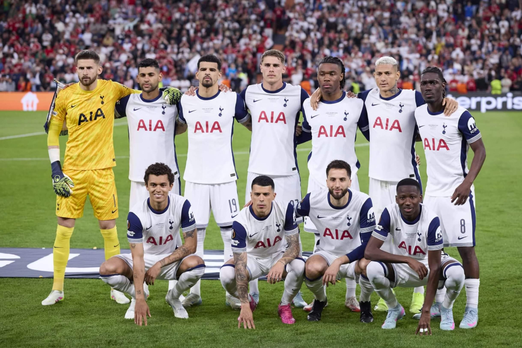 Tottenham Hotspur - Khám Phá Đội Bóng Huyền Thoại Của London